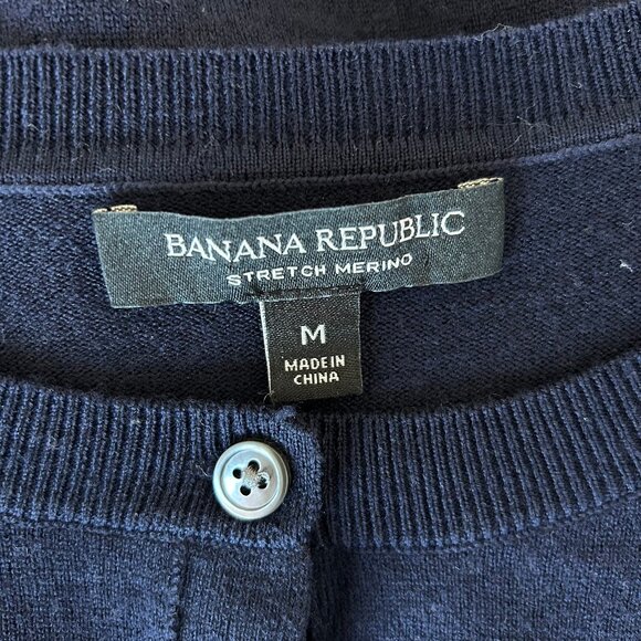 Banana Republic Extra-Fine Merino Wool Crewneck Button Cardigan Navy Blue Size M - Picture 3 of 7